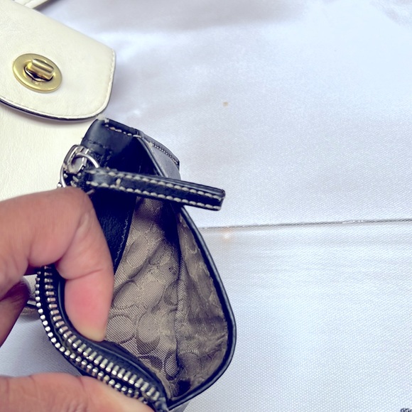 2 Coach purse and 🪙 wallet with video - Picture 10 of 11